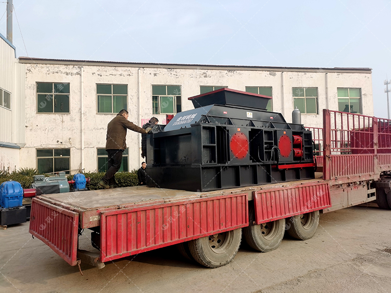 建筑用砂配置的液壓對輥制砂機(jī)多少錢一臺？
